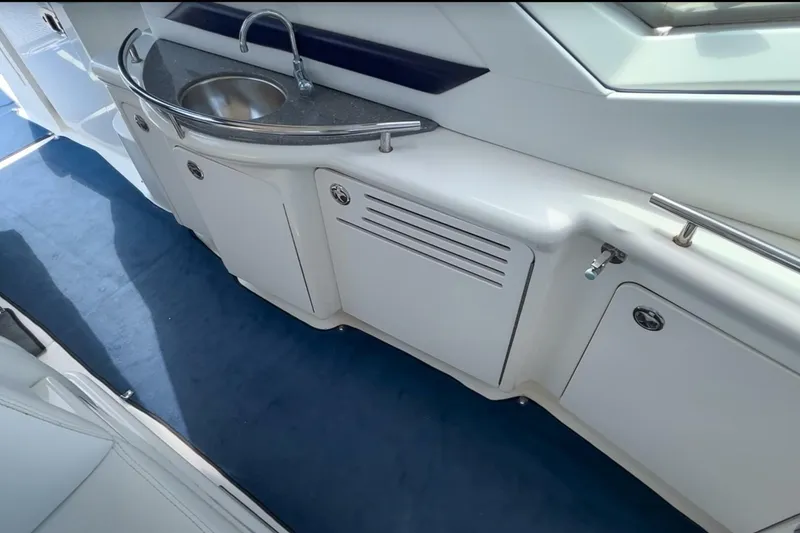 Slide: The Image of Sea Ray 400 Sundancer 2007 - 21