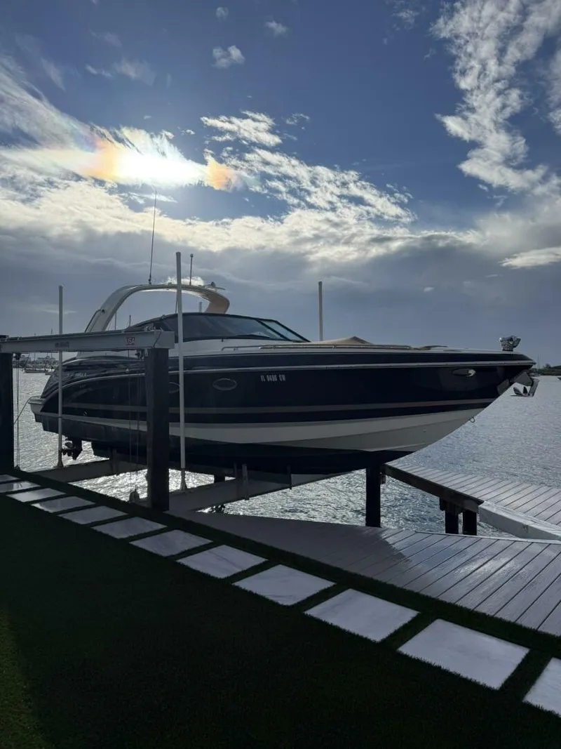 Slide: The Image of Formula 330 Crossover Bowrider 2016 - 2