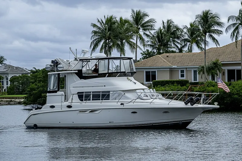 The Image of Silverton 442 Cockpit Motoryacht 2000 - 0