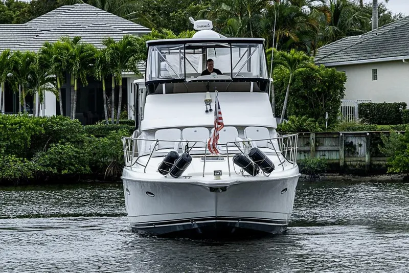 Slide: The Image of Silverton 442 Cockpit Motoryacht 2000 - 2