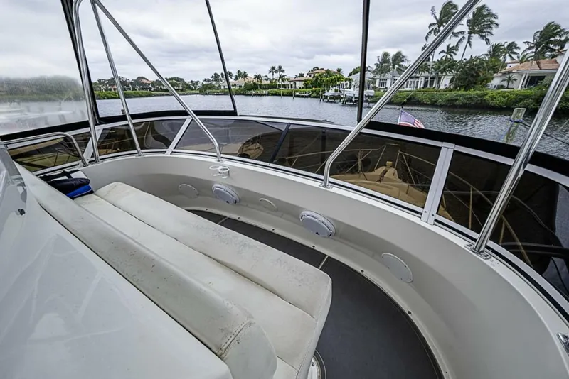 Slide: The Image of Silverton 442 Cockpit Motoryacht 2000 - 9