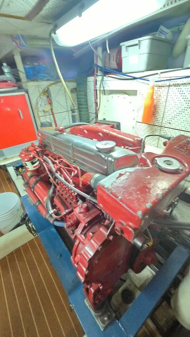 Slide: The Image of DeFever 48 Tri Cabin 1987 - 74