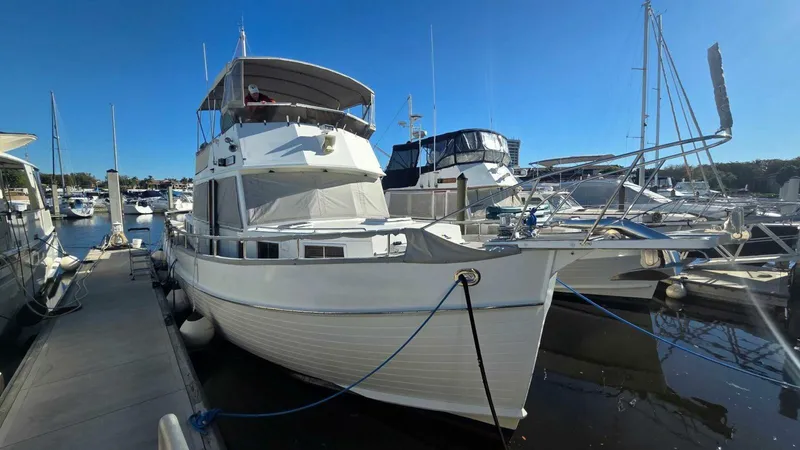 Slide: The Image of Grand Banks 49 Classic 1997 - 8