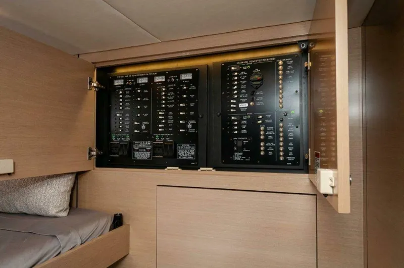 Slide: The Image of Cruisers 60 Cantius 2019 - 13