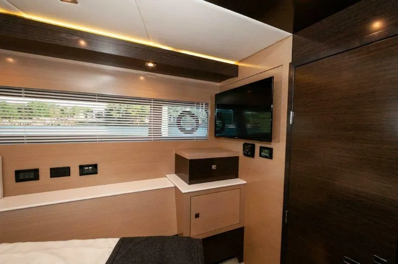 Slide: The Image of Cruisers 60 Cantius 2019 - 26