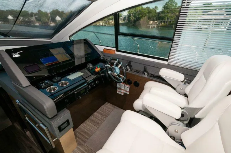 Slide: The Image of Cruisers 60 Cantius 2019 - 37