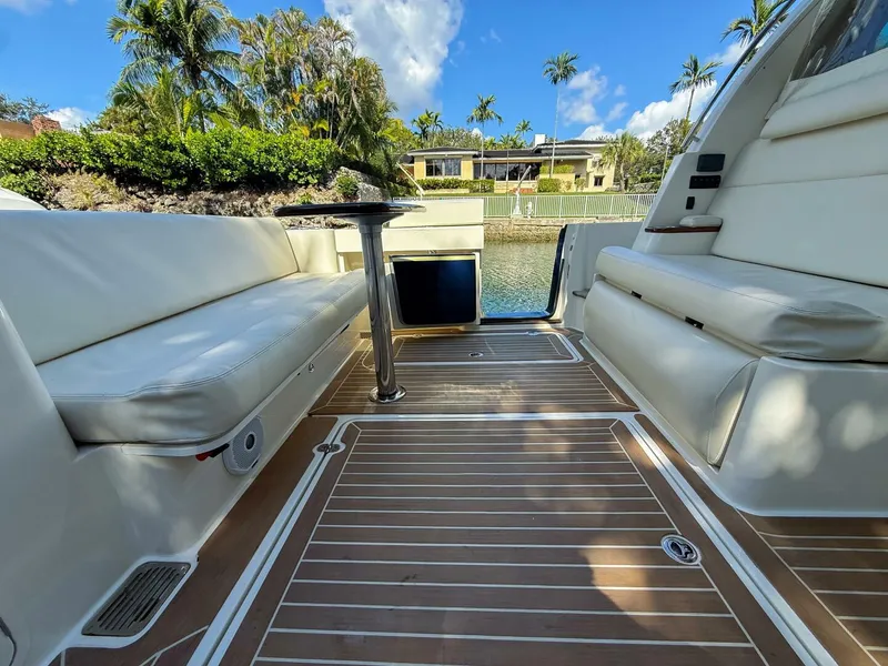 Slide: The Image of Hinckley Yachts 40X 2021 - 12
