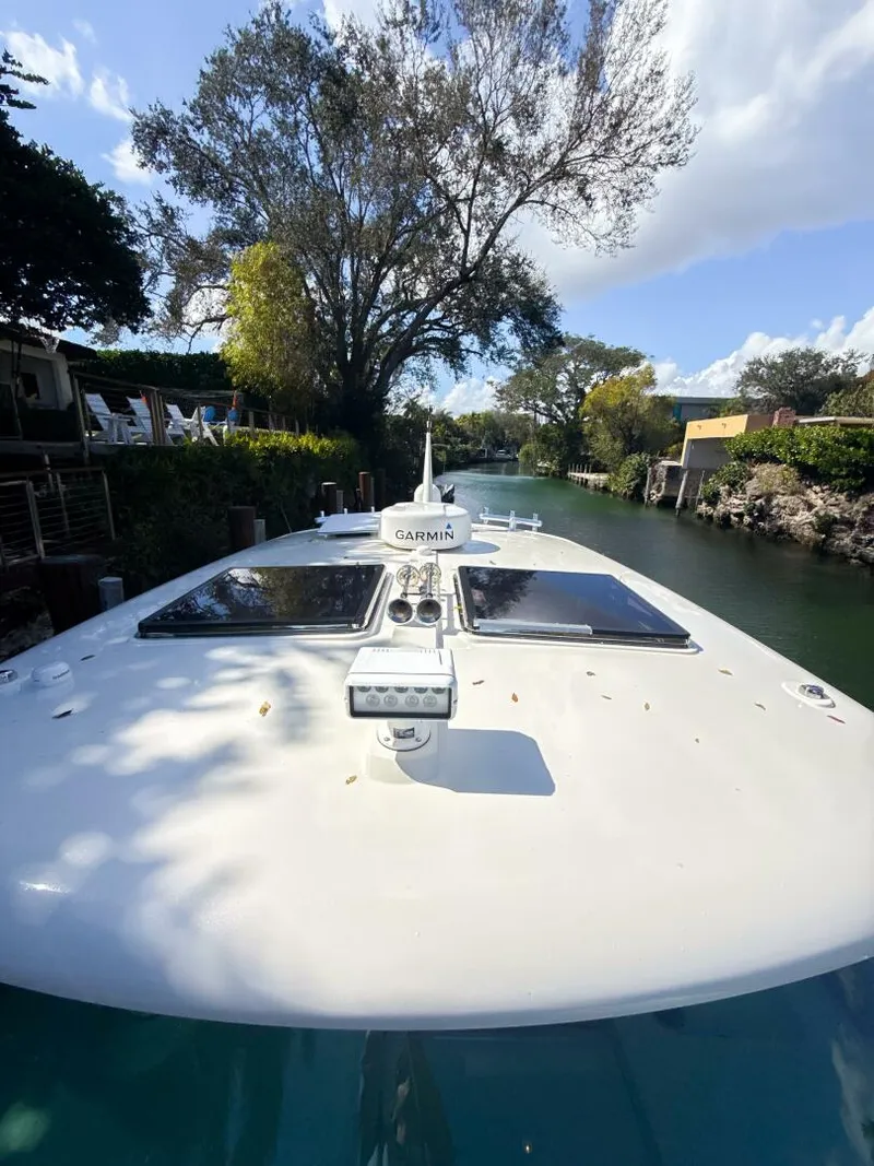 Slide: The Image of Hinckley Yachts 40X 2021 - 26