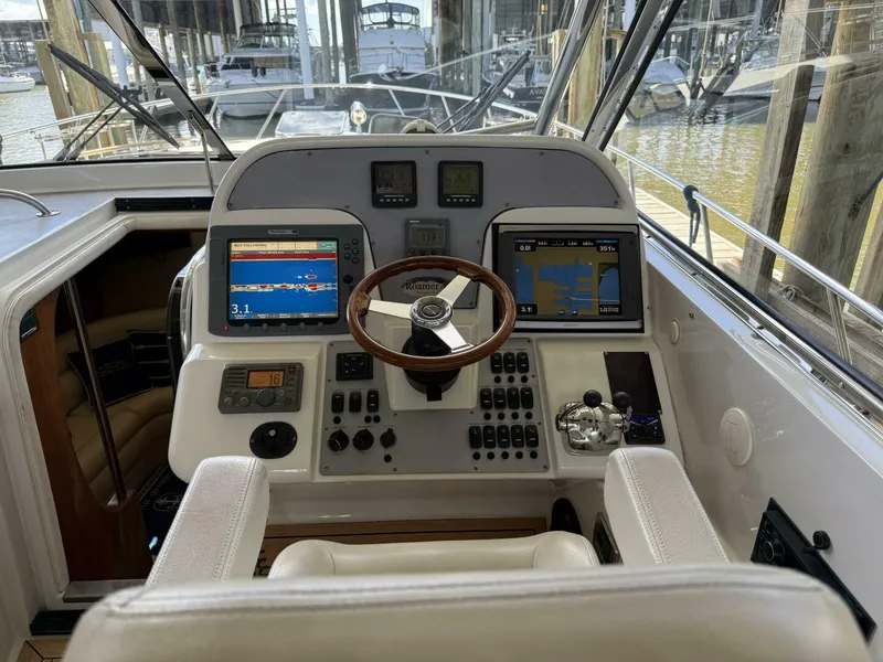Slide: The Image of Chris-Craft Roamer 40 2007 - 38
