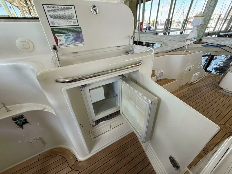 Slide: The Image of Chris-Craft Roamer 40 2007 - 47