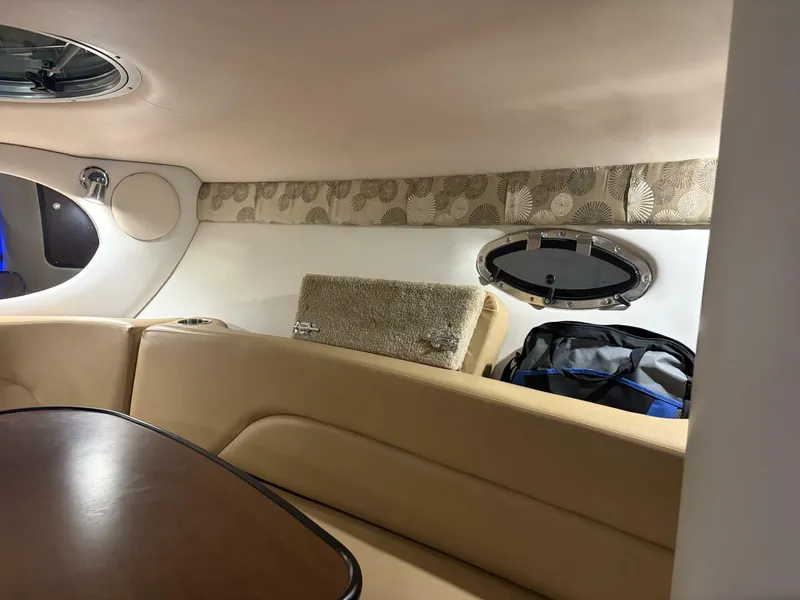 Slide: The Image of Crownline Boats 264 CR 2019 - 22