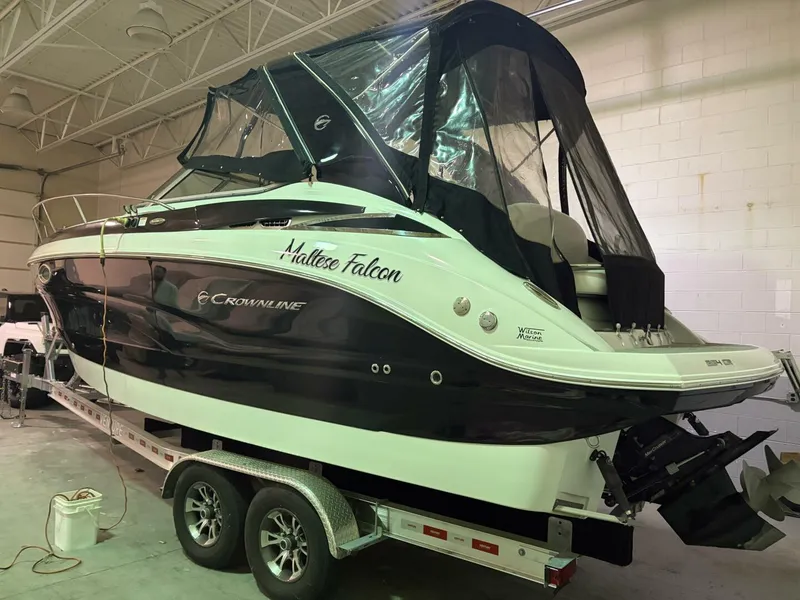 Slide: The Image of Crownline Boats 264 CR 2019 - 3