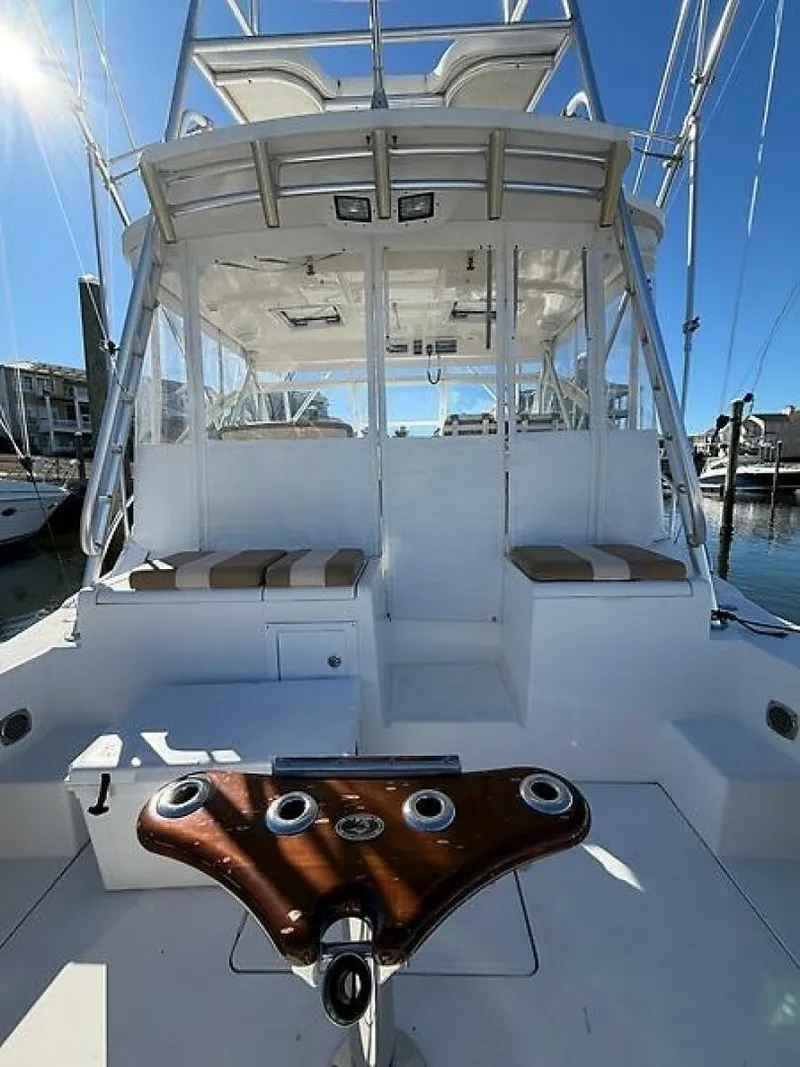Slide: The Image of Luhrs 37 IPS Canyon Series 2011 - 5