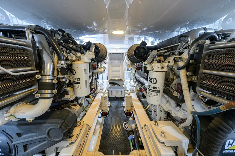 Slide: The Image of Viking 60 Convertible 2008 - 58