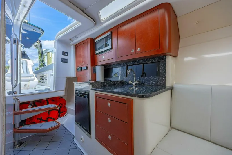 Slide: The Image of Concept Boats 4400 Sport Yacht 2010 - 21