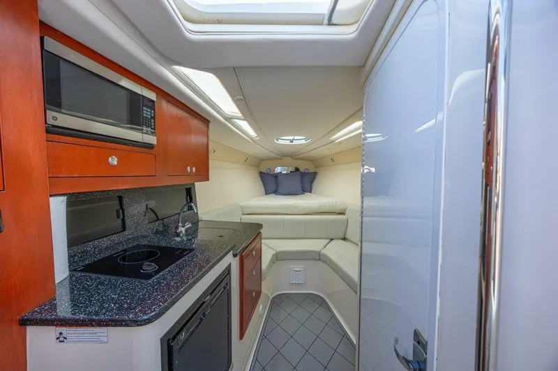 Slide: The Image of Concept Boats 4400 Sport Yacht 2010 - 24