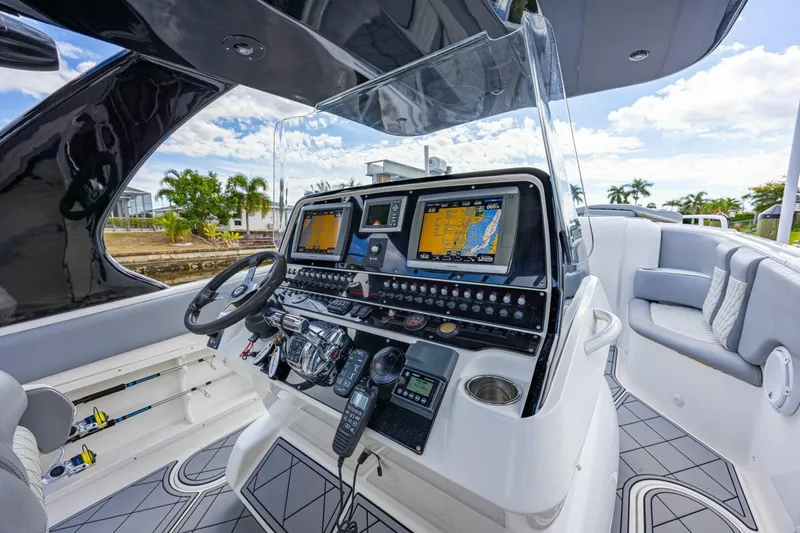 Slide: The Image of Concept Boats 4400 Sport Yacht 2010 - 27