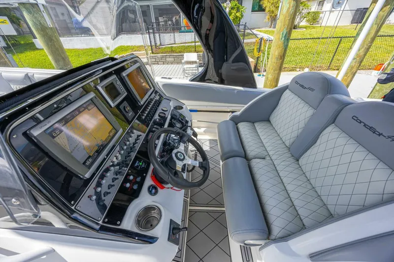 Slide: The Image of Concept Boats 4400 Sport Yacht 2010 - 46