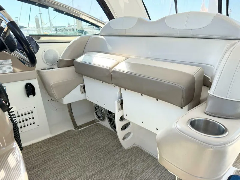Slide: The Image of Formula 37 Performance Cruiser 2016 - 6