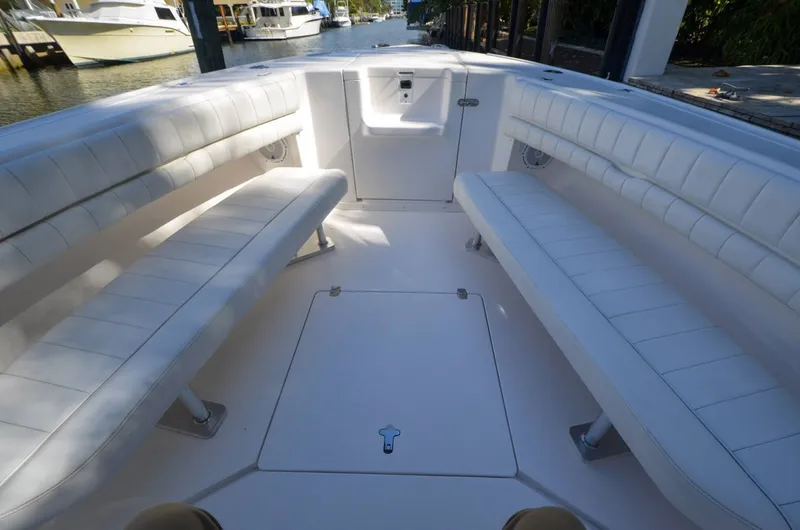 Slide: The Image of Intrepid 300 Center Console 2013 - 16