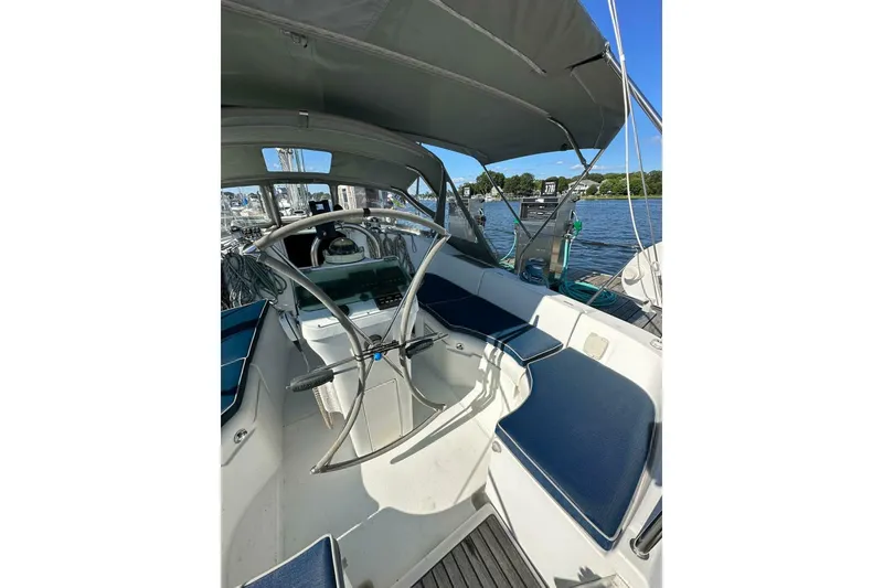Slide: The Image of Beneteau Oceanis 361 2001 - 2