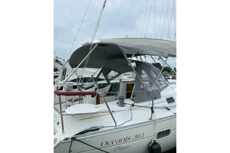 Slide: The Image of Beneteau Oceanis 361 2001 - 23