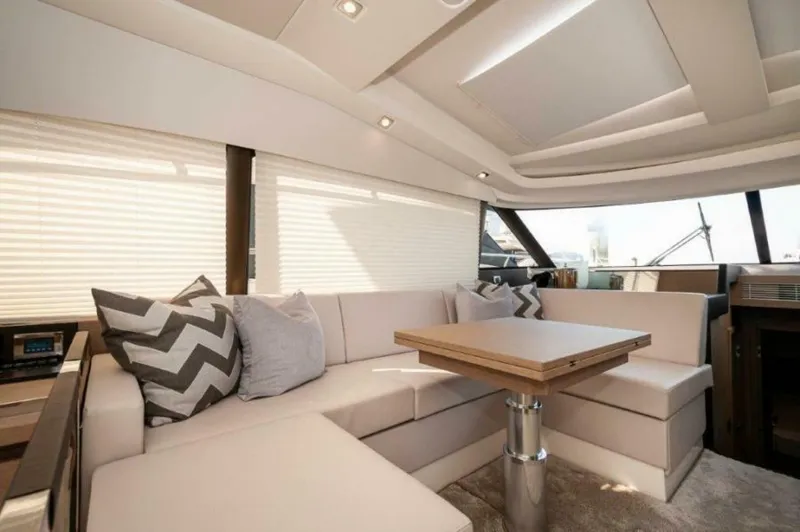 Slide: The Image of Prestige 460 2018 - 12