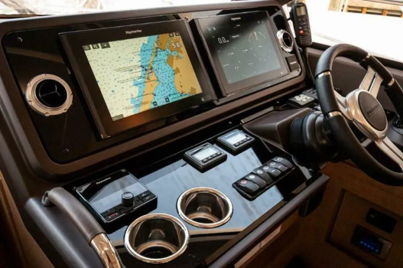 Slide: The Image of Prestige 460 2018 - 3