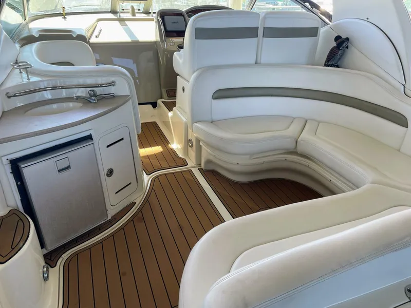 Slide: The Image of Sea Ray 320 Sundancer 2006 - 3