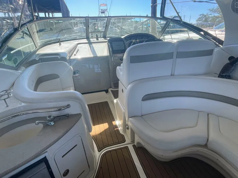 Slide: The Image of Sea Ray 320 Sundancer 2006 - 7