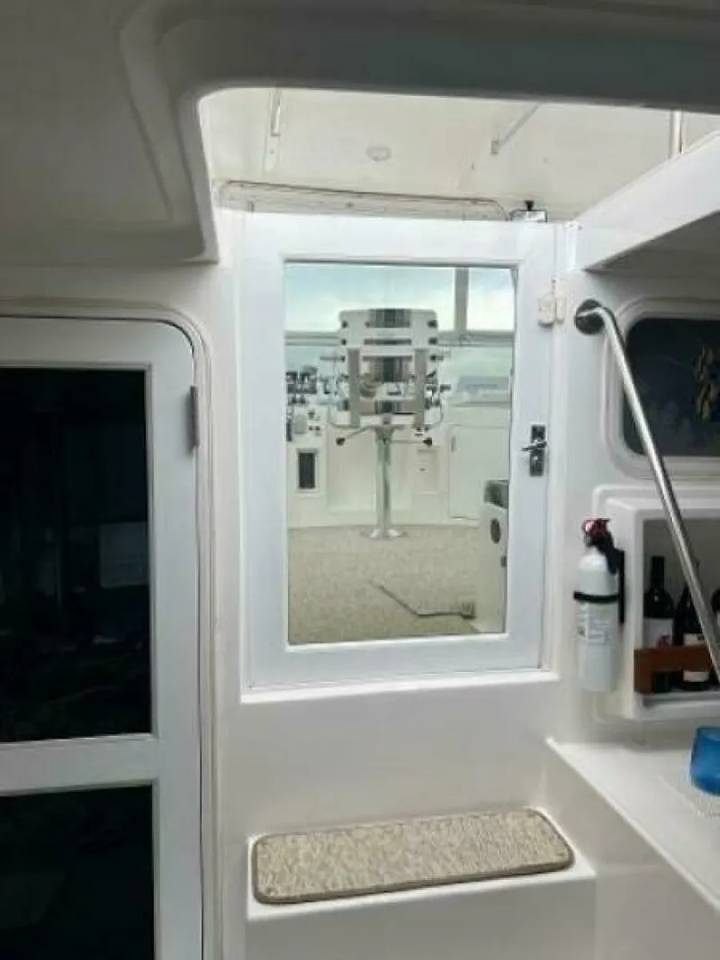 Slide: The Image of Hyatt 51 Aft Cabin MY 1998 - 22