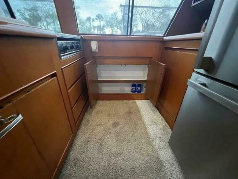 Slide: The Image of Hyatt 51 Aft Cabin MY 1998 - 39