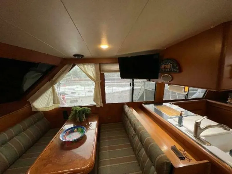 Slide: The Image of Hyatt 51 Aft Cabin MY 1998 - 41