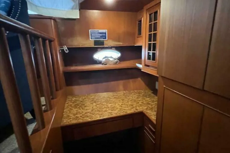 Slide: The Image of Hyatt 51 Aft Cabin MY 1998 - 44