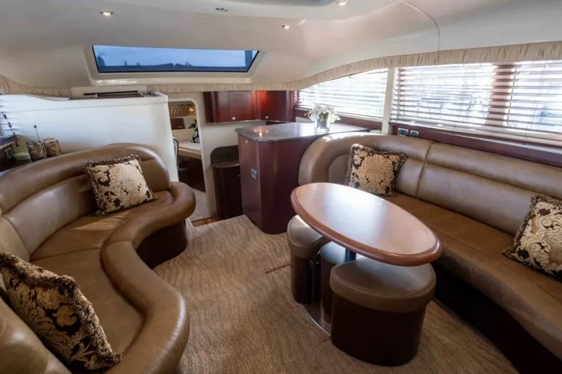 Slide: The Image of Sea Ray 40 Motor Yacht 2006 - 10