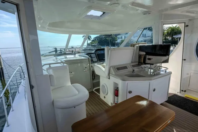 Slide: The Image of Sea Ray 40 Motor Yacht 2006 - 6