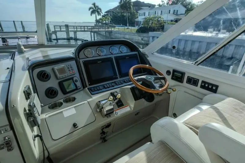 Slide: The Image of Sea Ray 40 Motor Yacht 2006 - 8