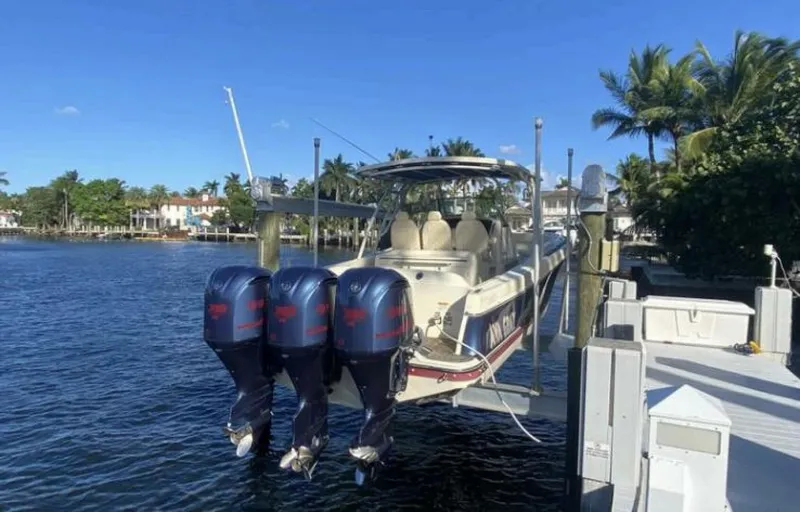 Slide: The Image of Chris-Craft Catalina 34 2018 - 2
