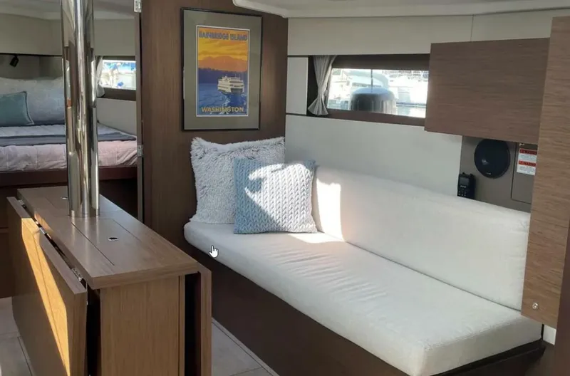 Slide: The Image of Beneteau Oceanis 38.1 2022 - 21