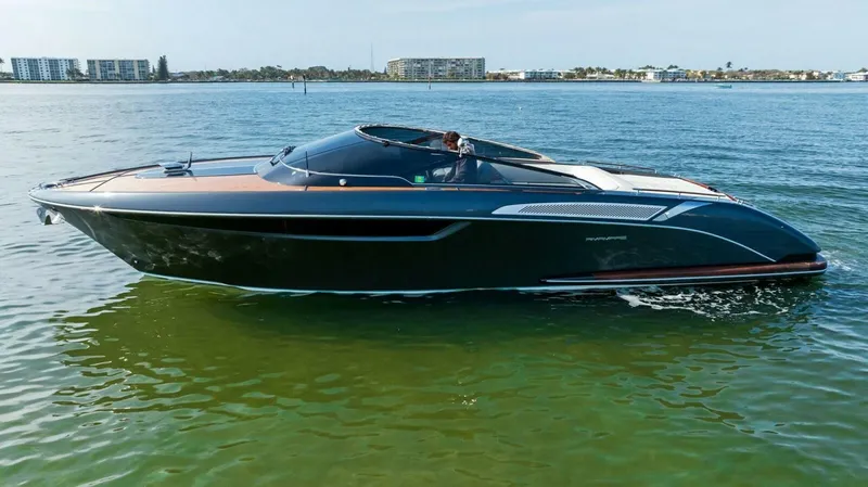 Slide: The Image of Riva Rivamare 2017 - 6