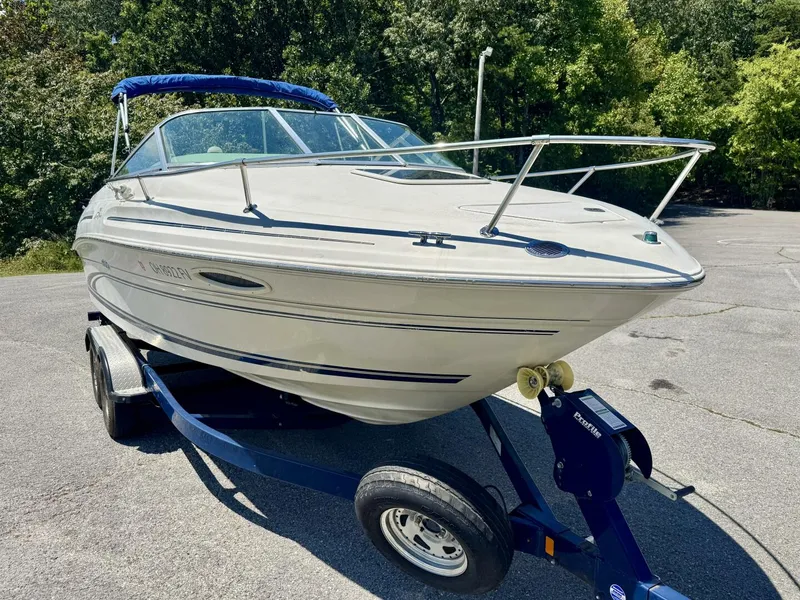 Slide: The Image of Sea Ray 215 Express Cruiser 1999 - 15