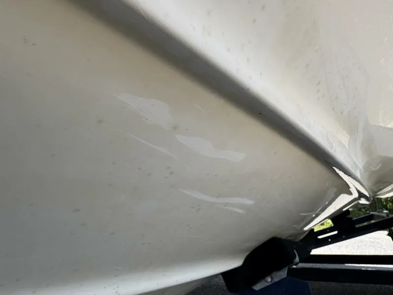 Slide: The Image of Sea Ray 215 Express Cruiser 1999 - 178