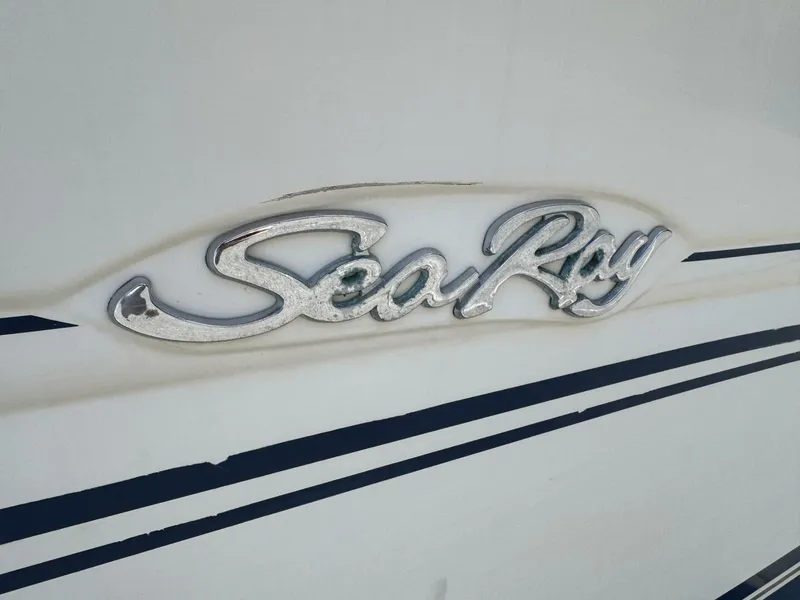 Slide: The Image of Sea Ray 215 Express Cruiser 1999 - 211