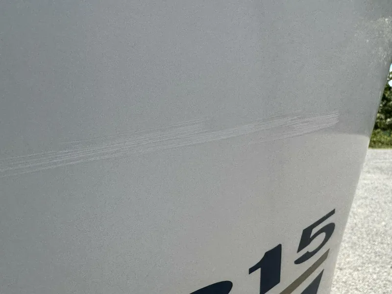 Slide: The Image of Sea Ray 215 Express Cruiser 1999 - 221