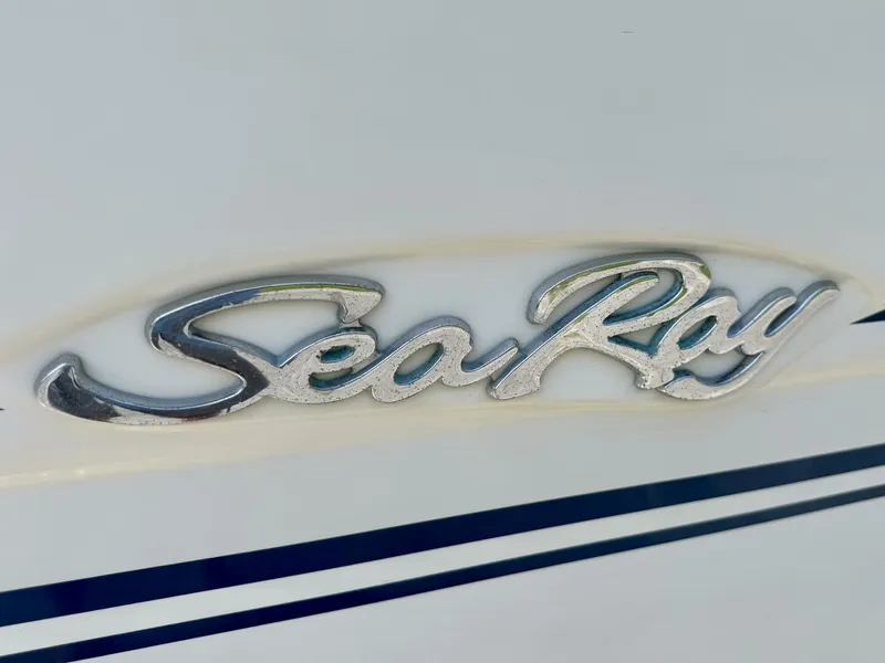 Slide: The Image of Sea Ray 215 Express Cruiser 1999 - 231