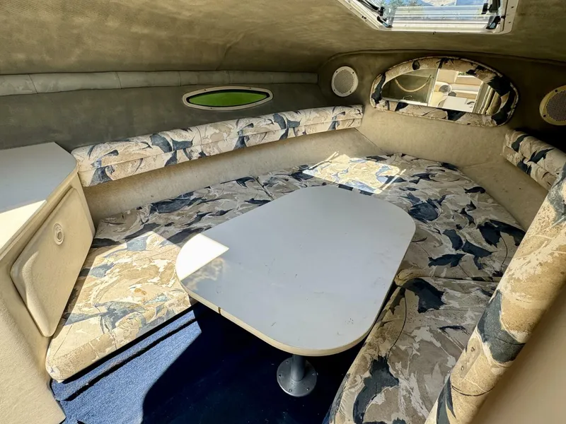 Slide: The Image of Sea Ray 215 Express Cruiser 1999 - 52