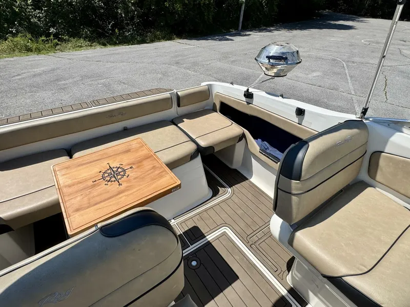 Slide: The Image of Sea Ray 215 Express Cruiser 1999 - 63