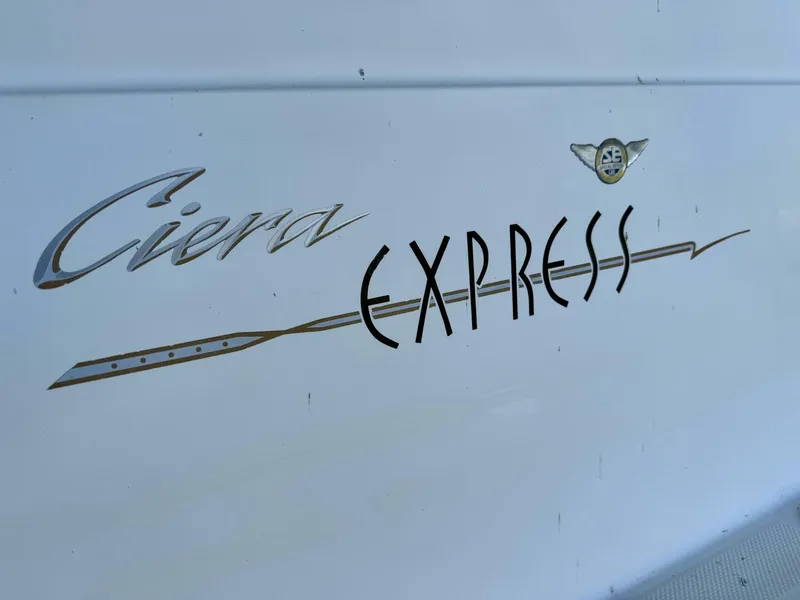 Slide: The Image of Bayliner 2859 Ciera Express 1997 - 111