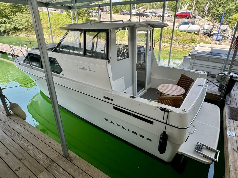 Slide: The Image of Bayliner 2859 Ciera Express 1997 - 19
