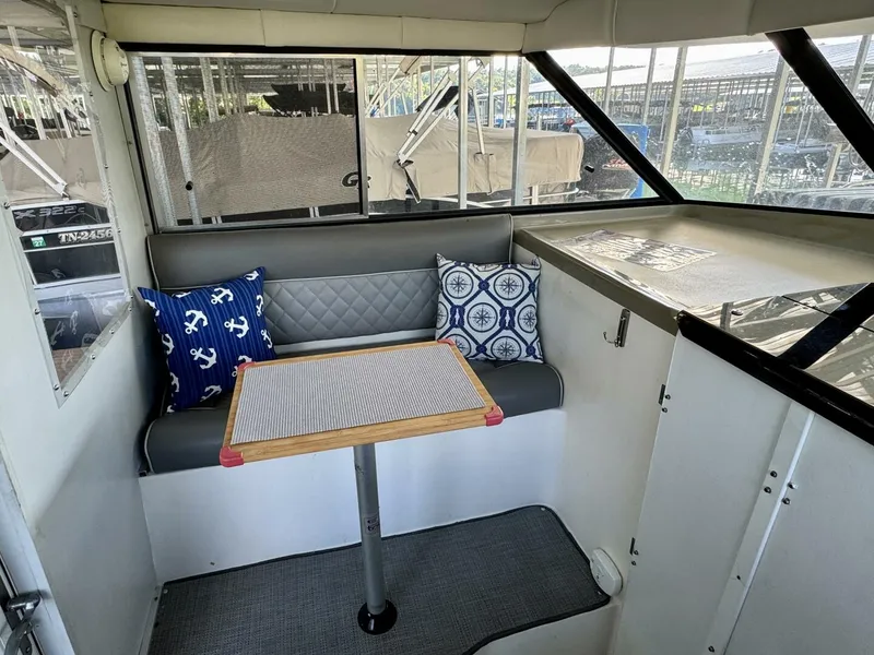Slide: The Image of Bayliner 2859 Ciera Express 1997 - 26